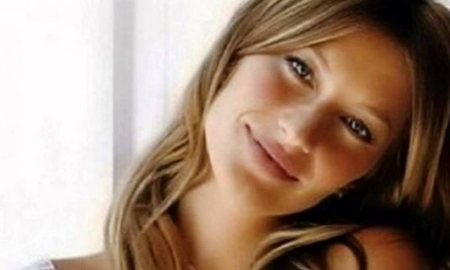 Ζιζέλ: Το παθιασμένο φιλί στον σύζυγό της (εικόνα)