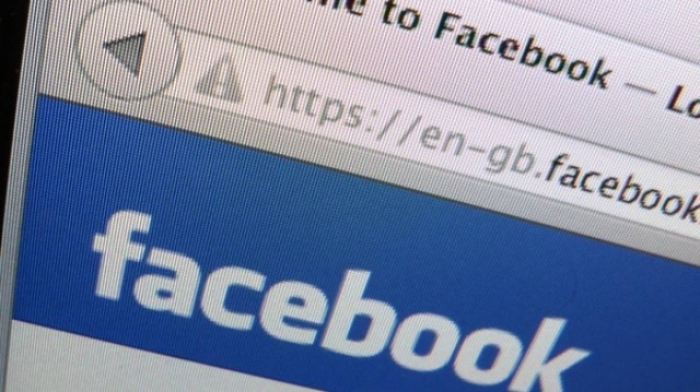 Τεχνικά προβλήματα αντιμετωπίζει το Facebook