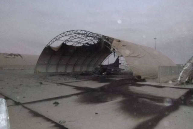 Βρετανοί στρατιώτες ποζάρουν δίπλα σε νεκρούς Ταλιμπάν! (photos)