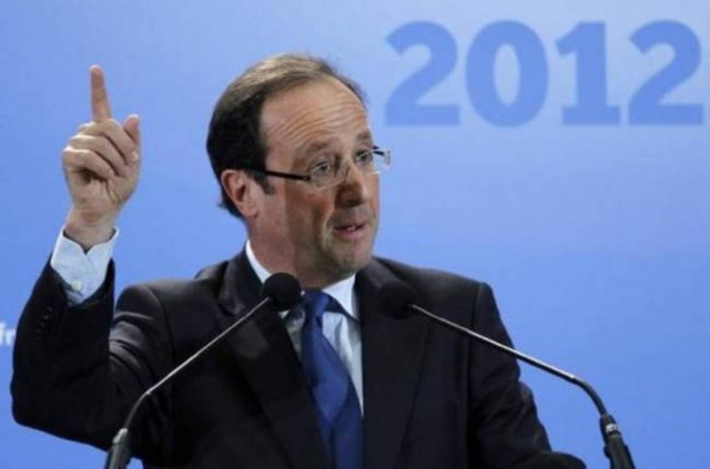 Ολάντ: Τιποτένια και άκυρα τα δημοψηφίσματα