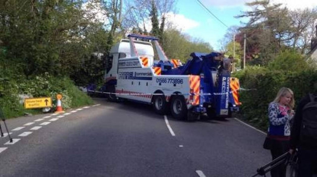 Τροχαίο δυστύχημα με λεωφορείο με δύο νεκρούς και 13 τραυματίες (pics+videos)