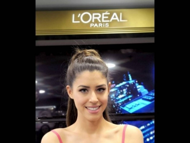 Η Demy εγκαινίασε την πρώτη boutique της L' Oréal Paris!