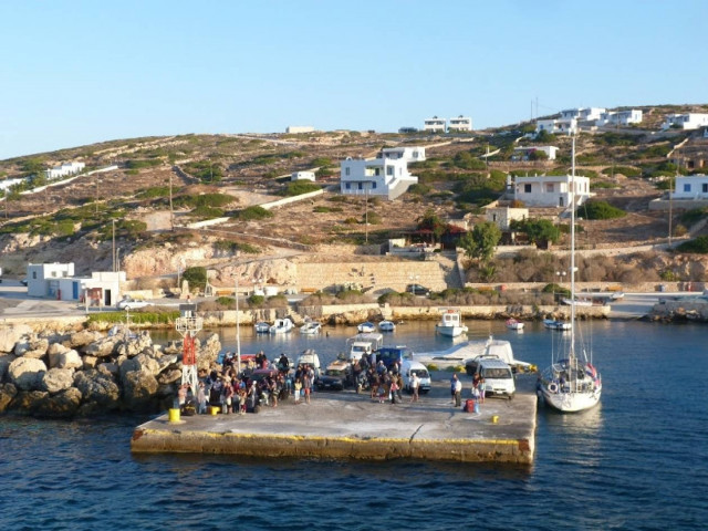 Μεταφορά σωτηρίας για 16χρονη από τη Σχοινούσα