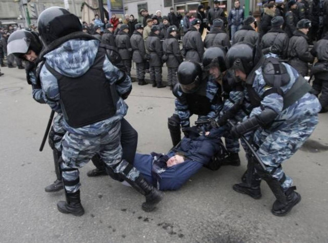 Ρωσία: Συλλήψεις ατόμων που διαδήλωναν κατά των μεταναστών