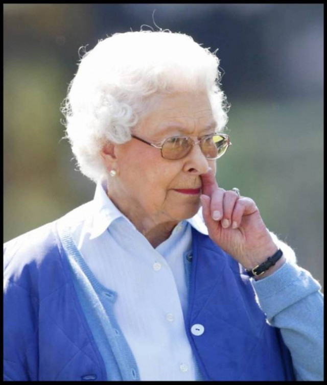 Ακόμα και οι βασιλιάδες σκαλίζουν τη... μύτη τους! (pics)