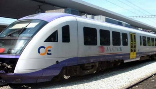 Αμαξοστοιχία παρέσυρε πεζό στη Λάρισα