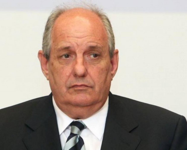 Εκλογές 2014: Καταγγελίες Κουίκ για τεχνητή έλλειψη ψηφοδελτίων του σε εκλογικό κέντρο