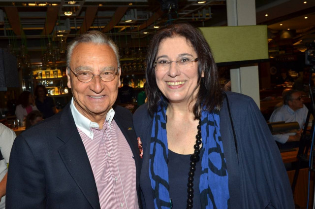 Διπλό άλμπουμ της Μαρίας Φαραντούρη