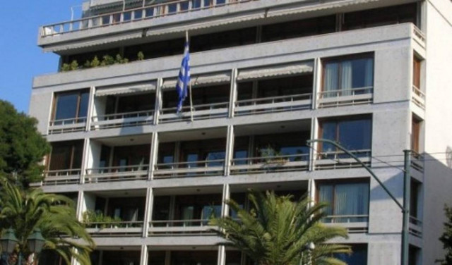 ΥΠΕΣ: Να διεξαχθούν απρόσκοπτα οι εκλογές παρά το δημοψήφισμα