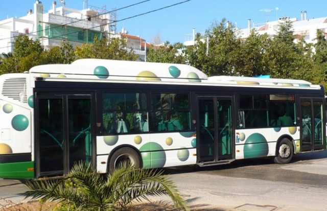 Αλλαγές στα δρομολόγια λεωφορείων και τρόλεϊ