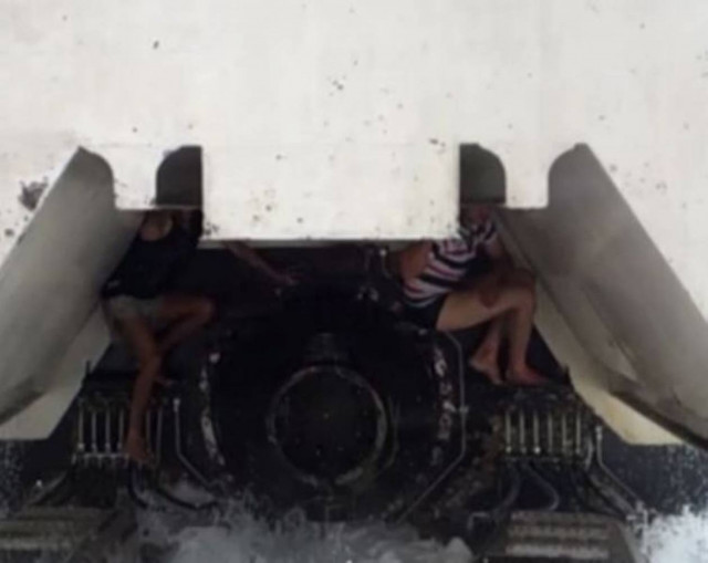 Δείτε που κρύφτηκαν για ένα καλύτερο μέλλον (vid)