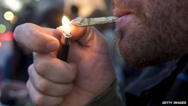 FBI: Αδύνατον να βρουν χάκερς που... δεν καπνίζουν κάνναβη!