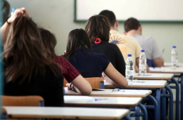 Πανελλαδικές 2014: Τη Δευτέρα διαθέσιμα στο διαδίκτυο τα θέματα της Τράπεζας Θεμάτων