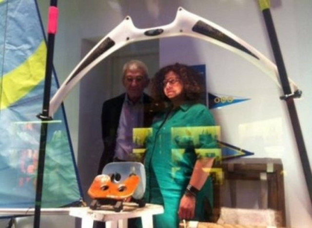 Εκλογές 2014-Μπουτάρης: Δεν φαντάζεστε τι έκανε σε βιτρίνα καταστήματος (vid)