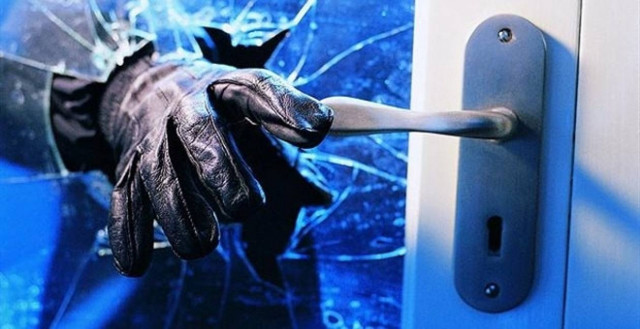 Λάρισα: Άγνωστοι έκλεψαν το χρηματοκιβώτιο της Μητρόπολης