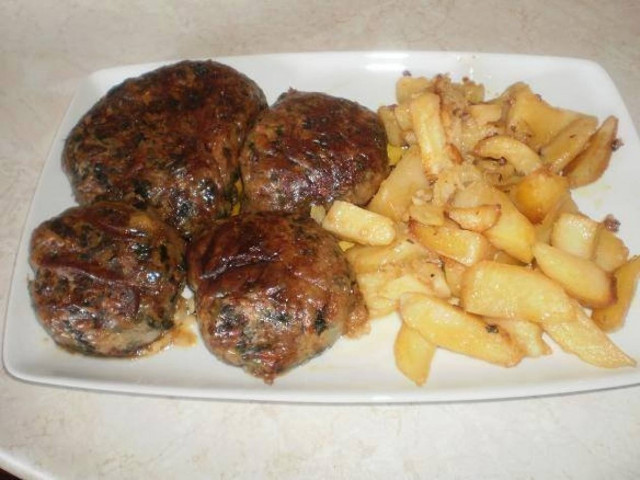 Σαρμάδες από την τοπική κουζίνα της Θράκης