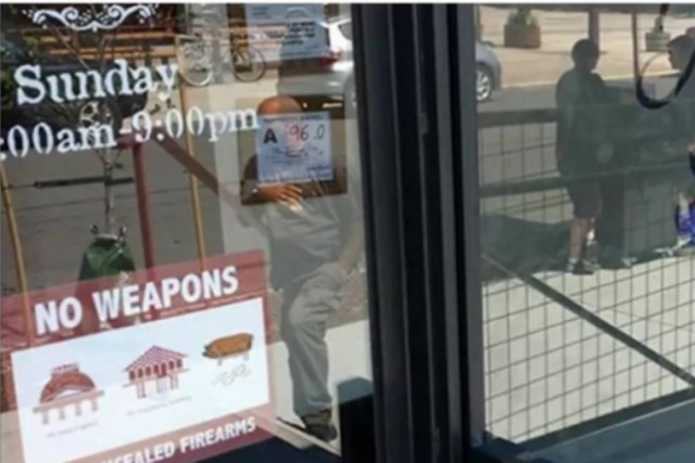 Τζιμπουτί: Δύο νεκροί από επίθεση σε εστιατόριο