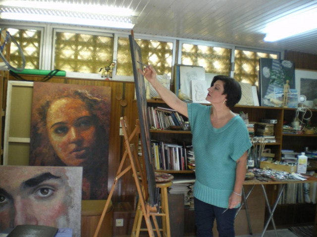 «Μνήμες» Ατομική έκθεση της ζωγράφου Βάσως Γκιώνη Ζησιμοπούλου