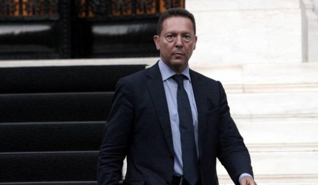 Στουρνάρας: Δεν τέθηκε θέμα ανασχηματισμού