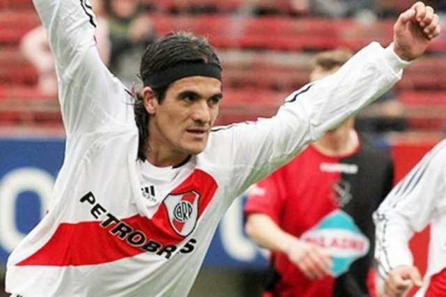 Επιστρέφει στη δράση ο 40χρονος Ορτέγκα! (videos)