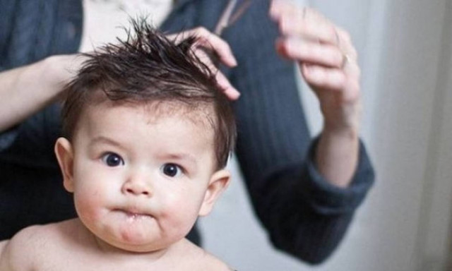 Το πρώτο κούρεμα του παιδιού μου! Σπίτι ή κομμωτήριο;