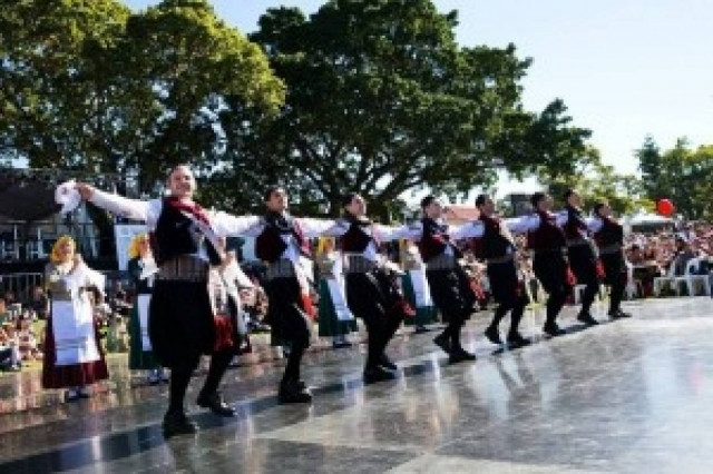 Πάνω από 60.000 Αυστραλοί διασκέδασαν... ελληνικά!