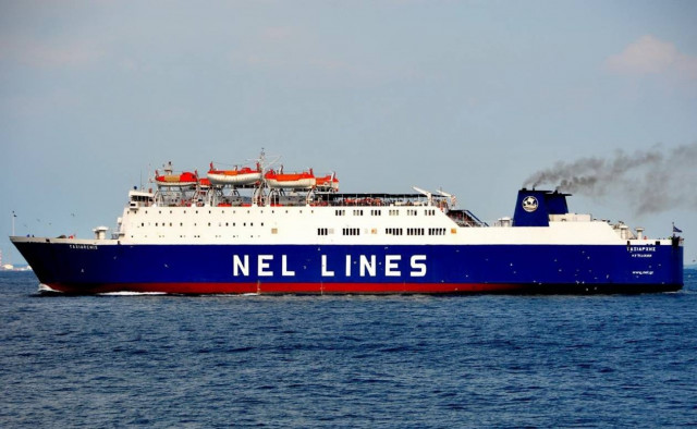 Μηχανική βλάβη για επιβατικό πλοίο στα Ψαρά