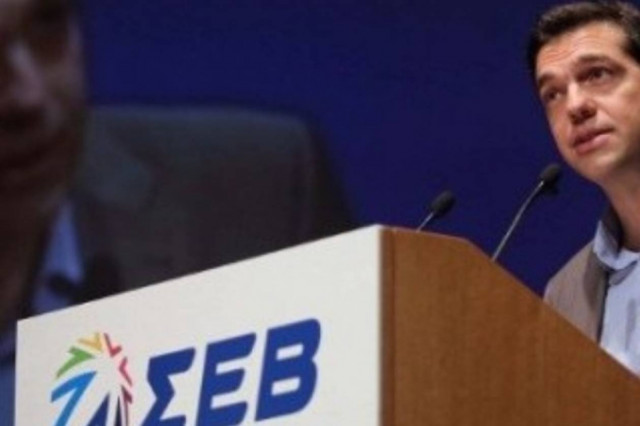 ΚΚΕ: Ανταγωνισμός κυβέρνησης και ΣΥΡΙΖΑ μπροστά στους βιομηχάνους