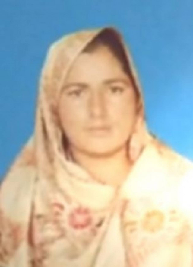 Αυτή είναι η έγκυος που σκότωσαν συγγενείς της δια λιθοβολισμού (pics)