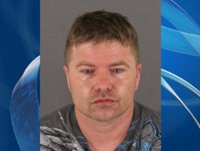 ΄Εγκλημα σοκ: Παγίδεψαν τον ανώμαλο εκβιαστή και τους σκότωσε! (βίντεο)