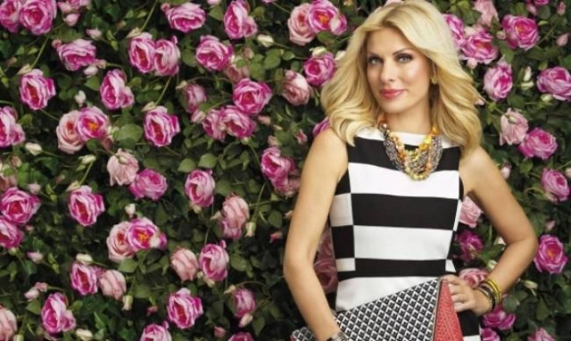 Η Ελένη Μενεγάκη μιλά για τις στυλιστικές της επιλογές!