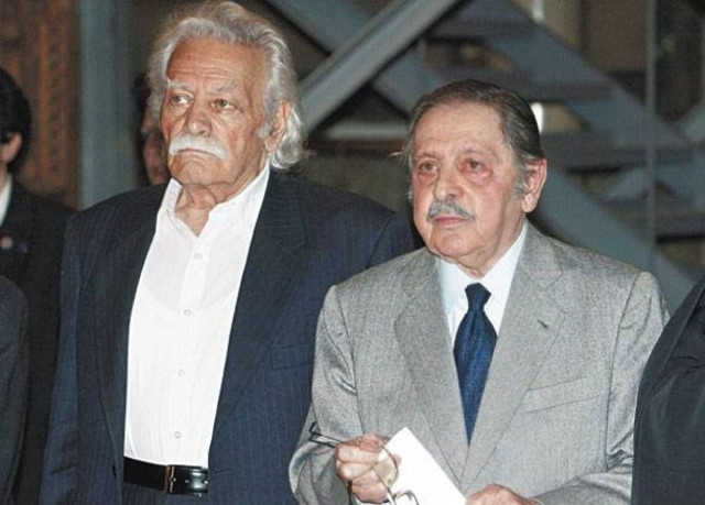 Σαν σήμερα Γλέζος και Σάντας κατεβάζουν την σβάστικα από τον Ιερό βράχο