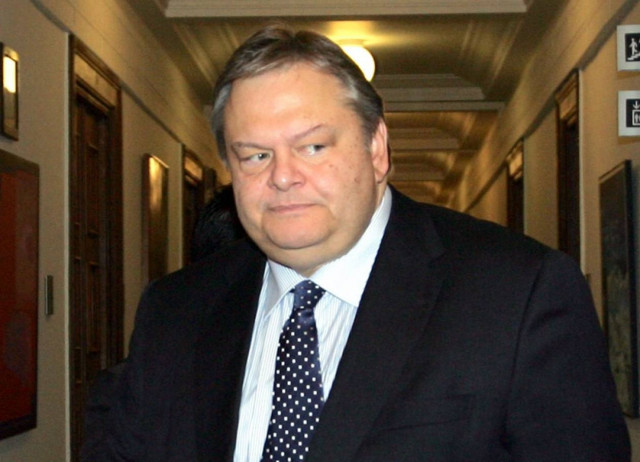 «Άνοιγμα» Βενιζέλου σε «Ποτάμι» και ΔΗΜΑΡ