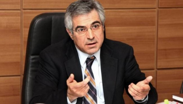 Καρχιμάκης: Λεφτά υπάρχουν αλλά σε ποιες τσέπες υπάρχουν;