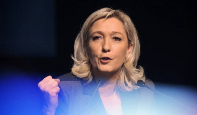 Η Μαρίν Λε Πεν στέλνει προειδοποιητικό μήνυμα στην Μέρκελ