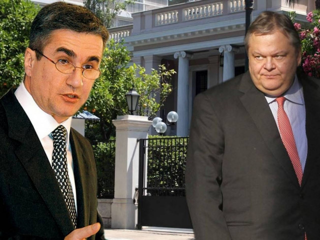 «Παγώνει» η έφοδος πρώην στελεχών του ΠΑΣΟΚ στην κυβέρνηση