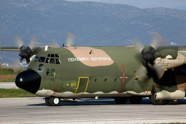 Αερομεταφορά νεογέννητου με C 130 από τη Σάμο στην Αθήνα