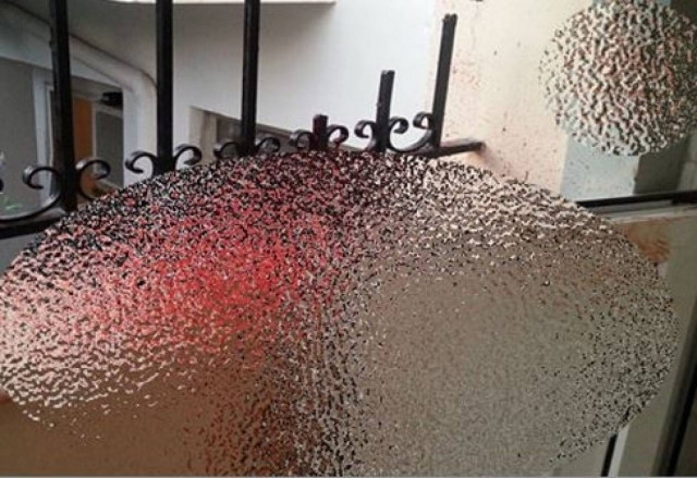 Τραγωδία στη Λέσβο: Έπεσε από μπαλκόνι και καρφώθηκε με το κεφάλι στα κάγκελα