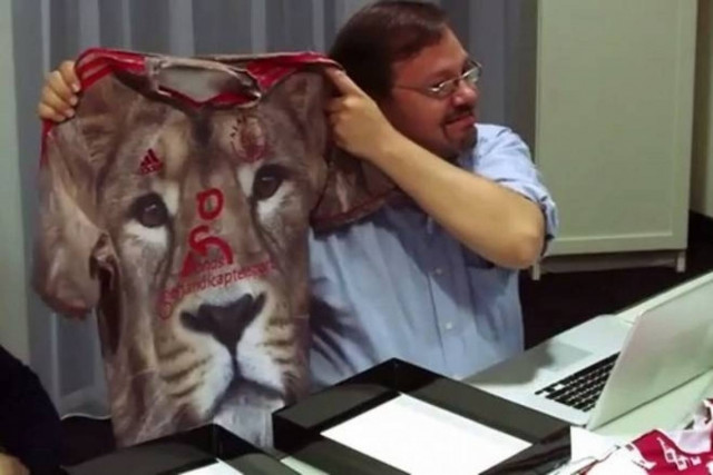 Τρομερή φάρσα γνωστής εταιρείας στον Άγιαξ (video)