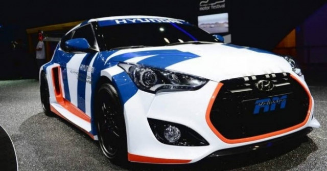 Hyundai Veloster: 300 άλογα με τον κινητήρα στο κέντρο