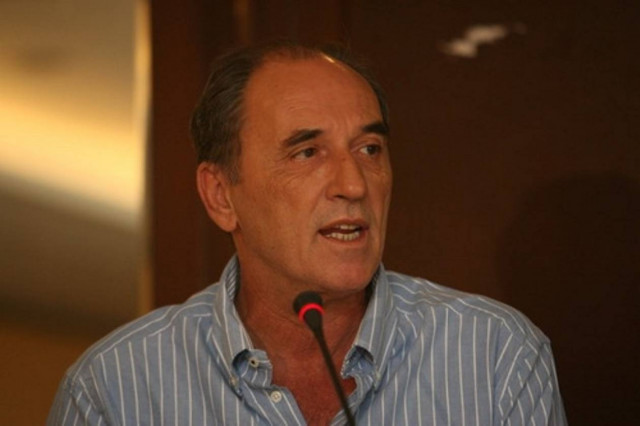 Σταθάκης: Δεν μπορεί να συνεχίσει η Κυβέρνηση σαν να μη συμβαίνει τίποτα