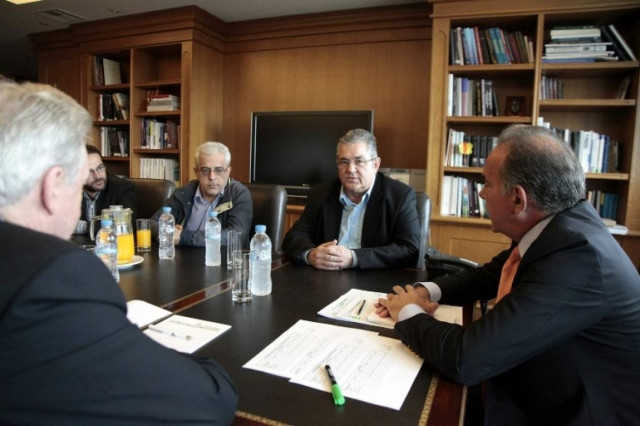 ΚΚΕ: Αντίθετο στην Τράπεζα Θεμάτων για τις Πανελλήνιες εξετάσεις