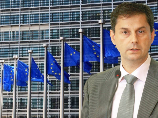 Παραίτηση Θεοχάρη: Έντονη ανησυχία από την Ευρωπαϊκή Επιτροπή