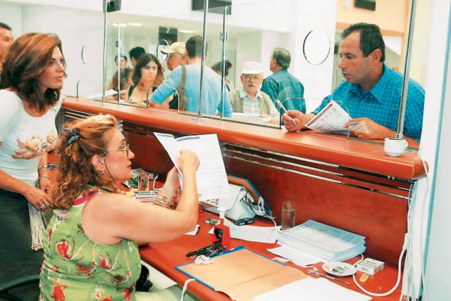 Τα 4,765 δισ. ευρώ έφθασαν οι ληξιπρόθεσμες οφειλές του Δημοσίου προς ιδιώτες τον Απρίλιο