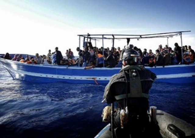 Ιταλία: Περισσότεροι από 400 μετανάστες διασώθηκαν στη Μεσόγειο