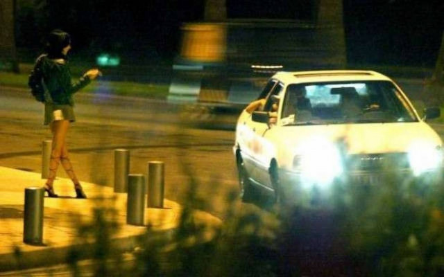 Θεσσαλονίκη: 14 παραβάσεις του νόμου περί εκδιδομένων