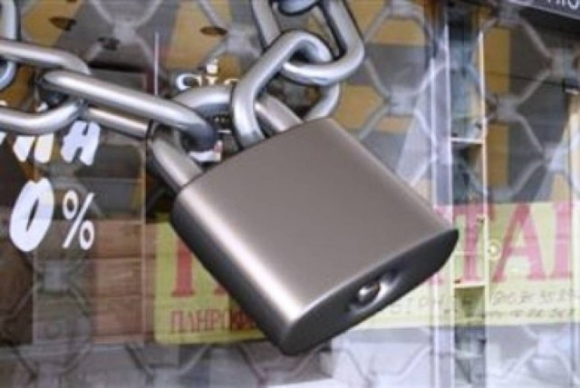 Επανομή: Παράνομα μαγαζιά σε… δημόσιο κτήμα!