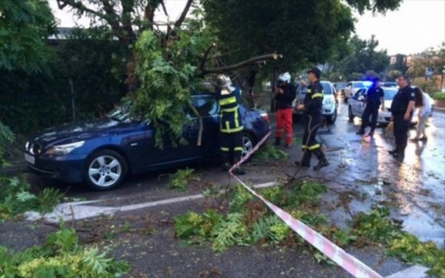 Θεσσαλονίκη: Καταστροφές από την έντονη βροχόπτωση και το χαλάζι