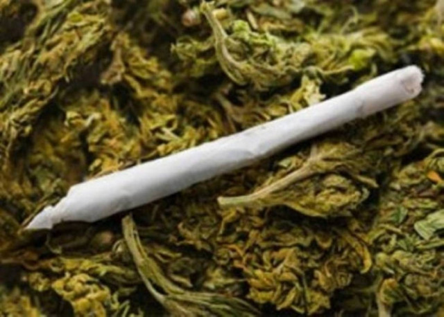 Κάρπαθος: Συλλήψεις για ναρκωτικά χάπια και... ναργιλέδες!