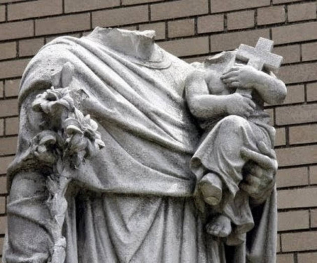 Έκθεση ΣΟΚ: Υπό διωγμό ο Χριστιανισμός στην Ευρώπη